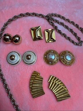 VINTAGE Costume Jewelry.
Jones NY, Craft (stamped).
Solid and Heavy. 
Vintage!!